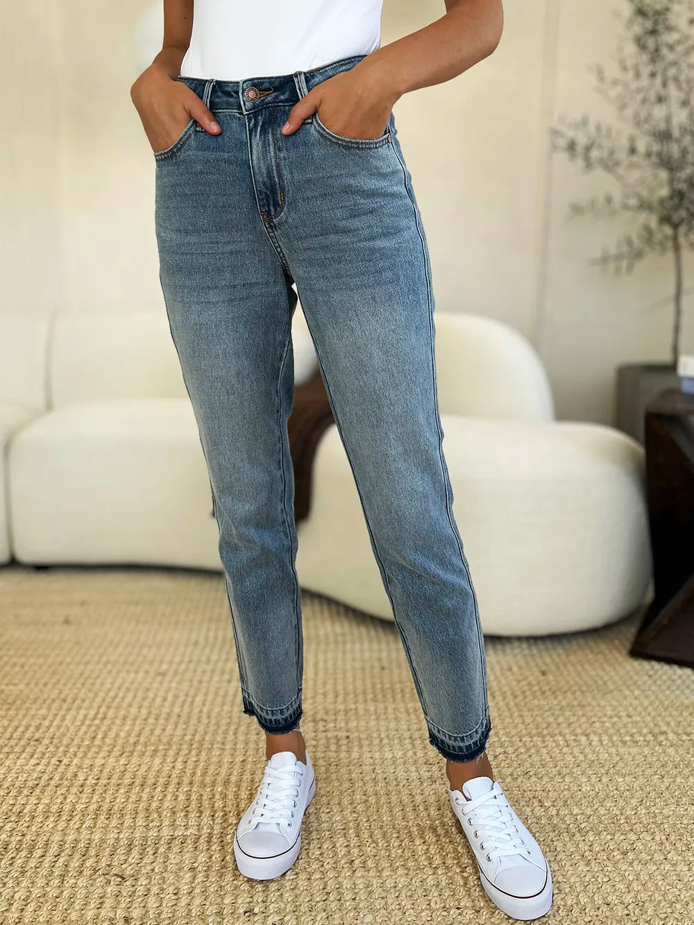 Women's jeans – product view 6