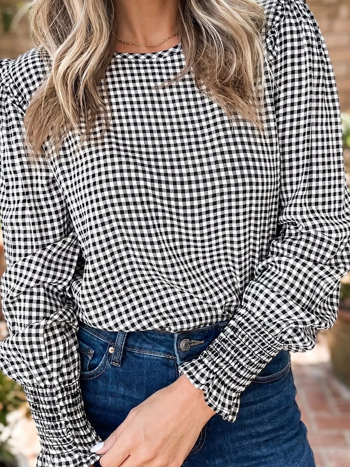 Gingham blouse, shirred cuffs front