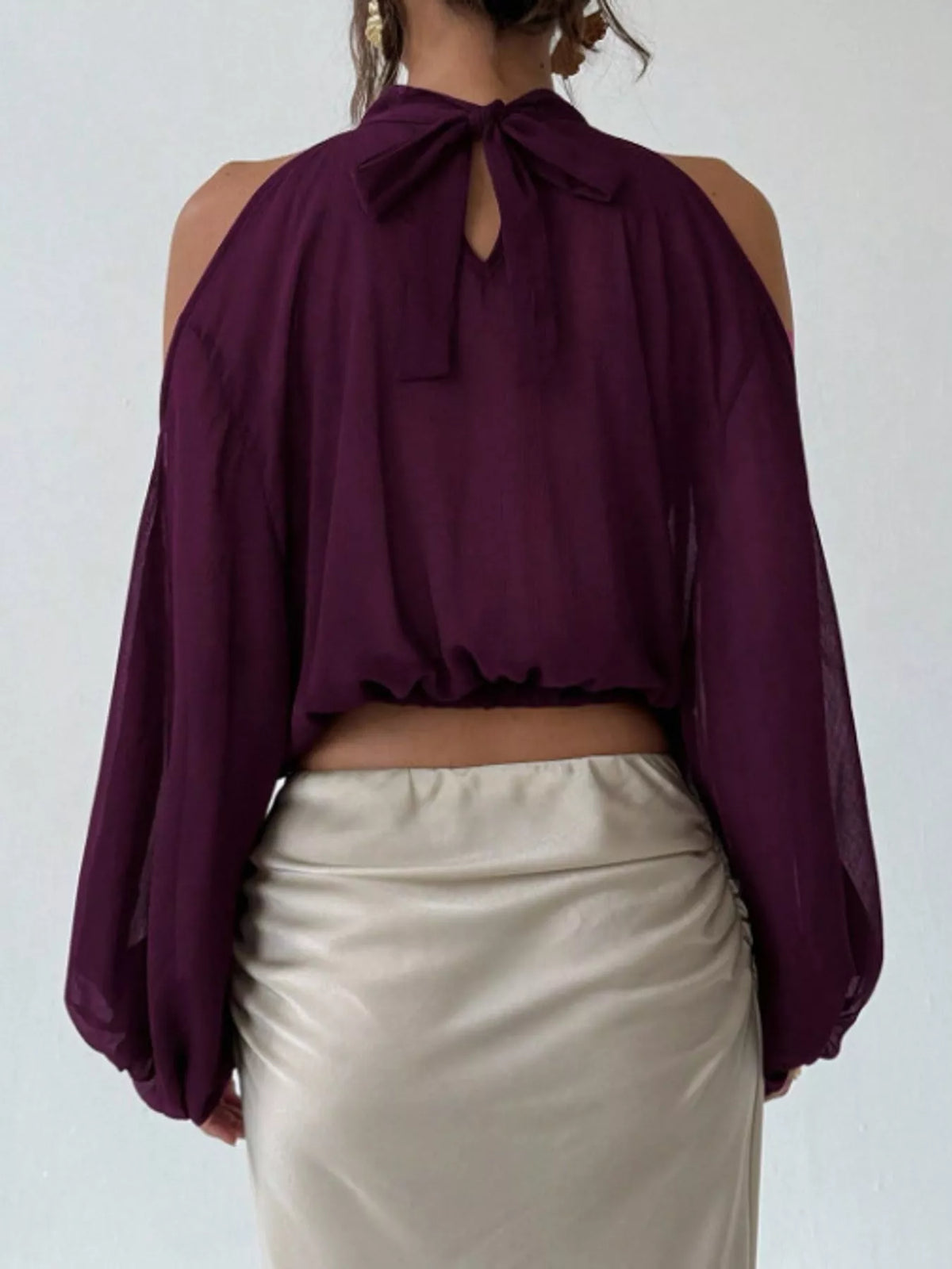 Cold-shoulder blouse, purple back