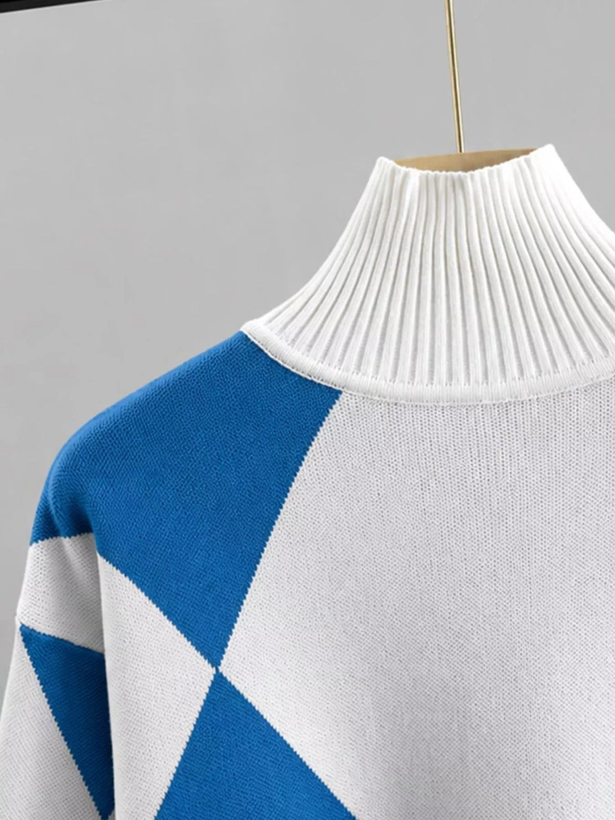 Argyle Pattern Mock Neck Sweater and Jogger Set — construction details