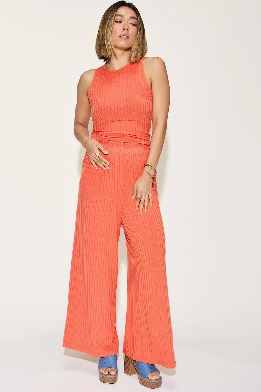 Women's clothing set – product view 5