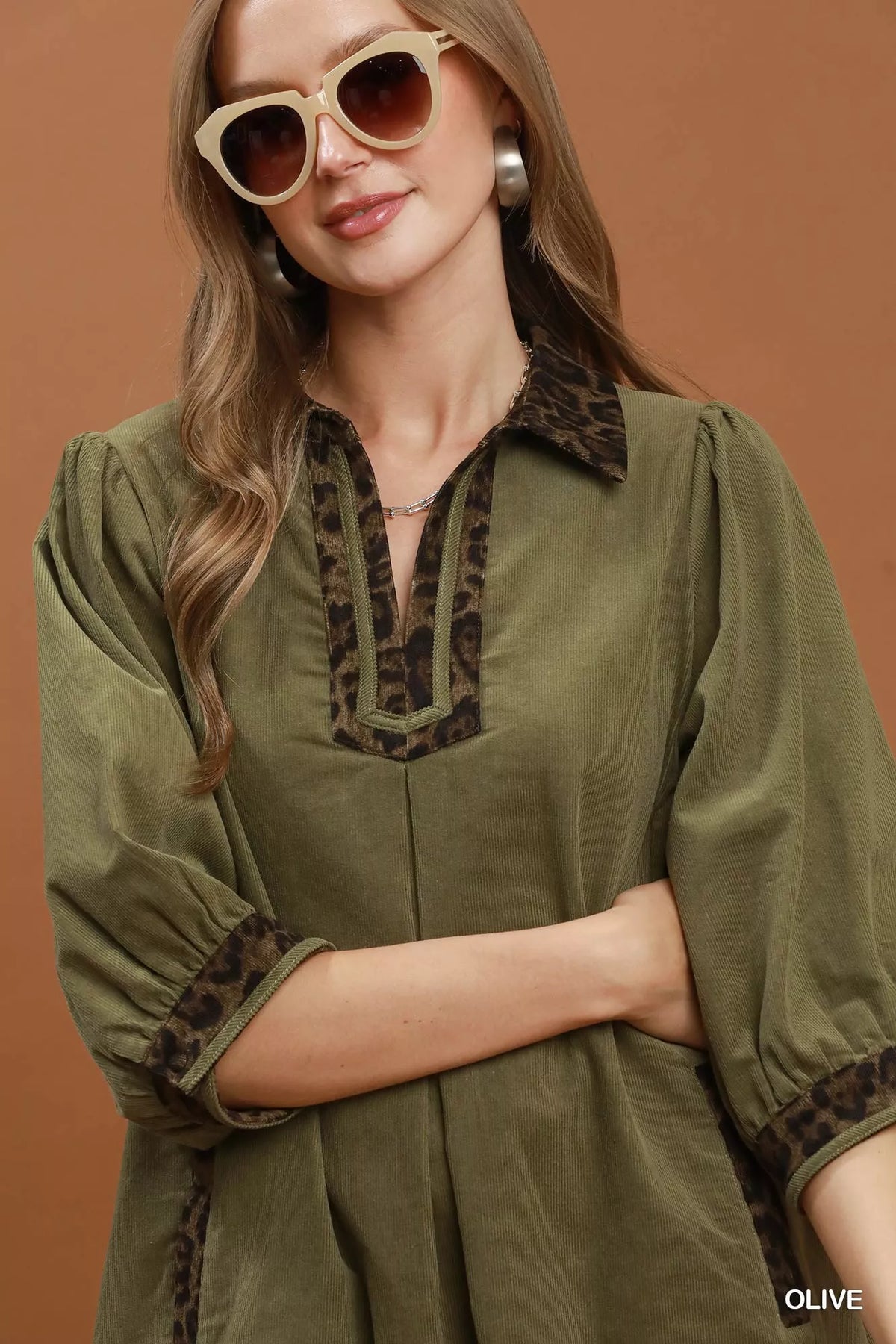 Women's apparel – product view 5
