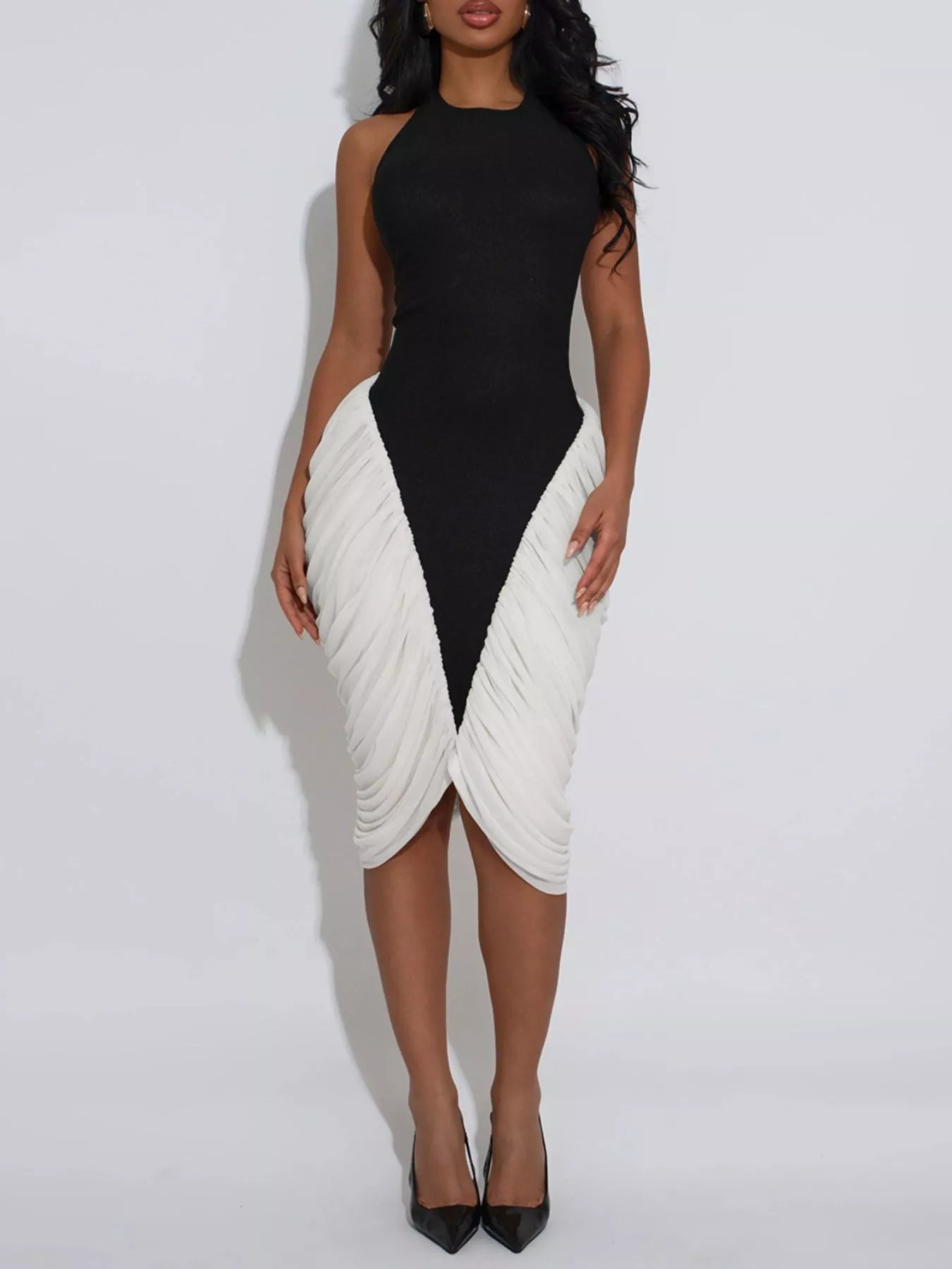 Trendsi Two-Tone Sleeveless Ruched Midi Dress -