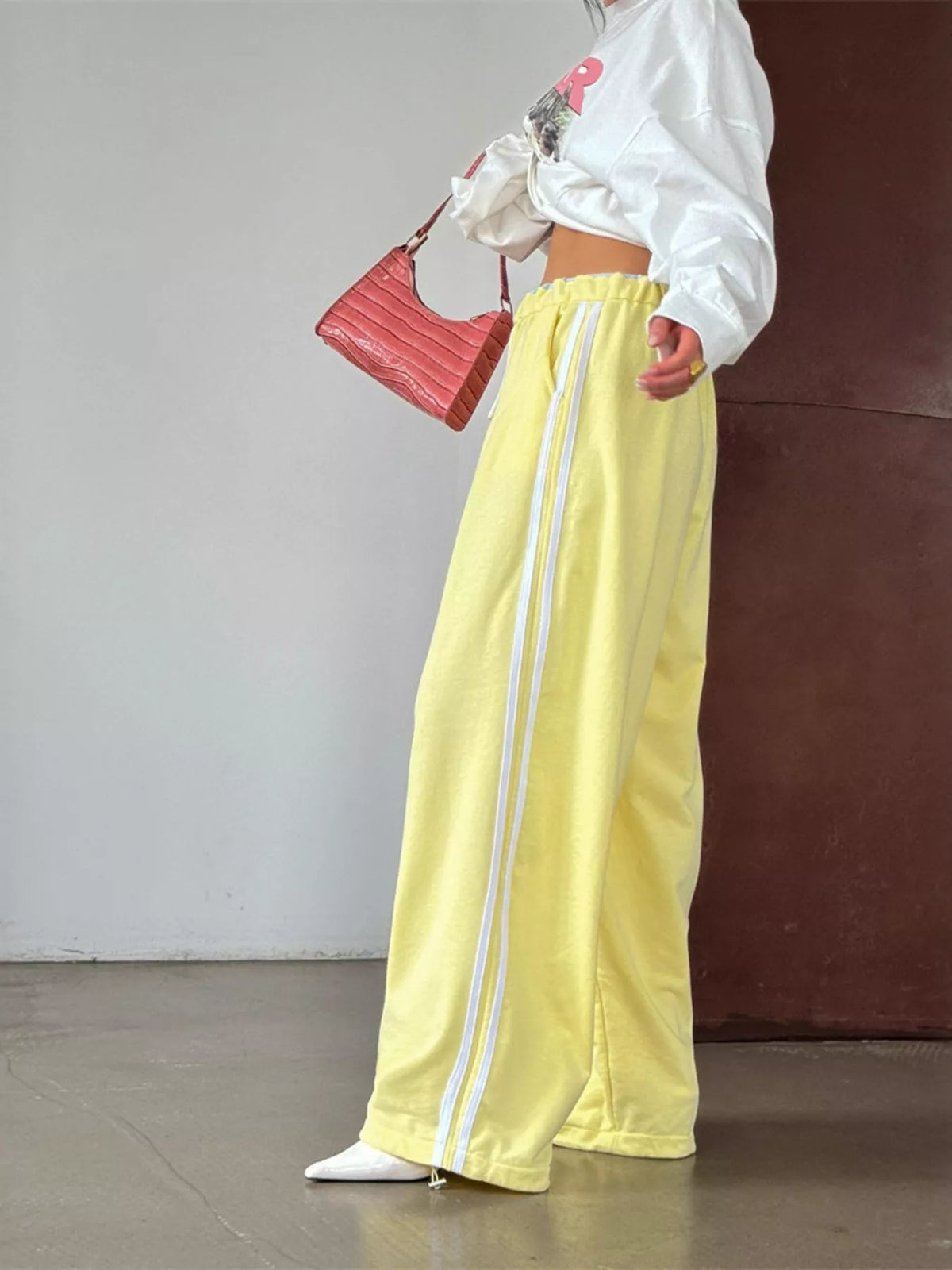 Trendsi Side Stripes High-Waisted Wide-Leg Sweatpants -