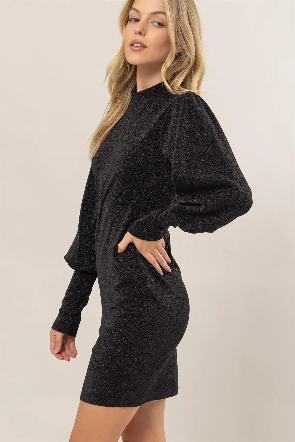 Women's apparel – product view 3
