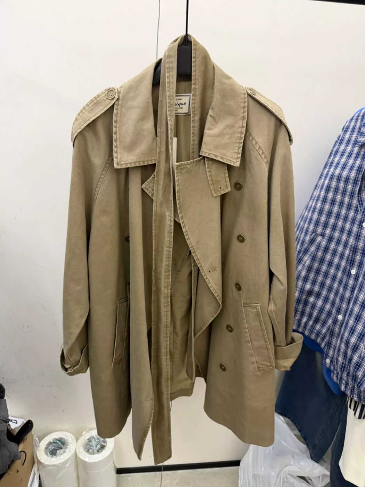 Khaki double-breasted belted cotton trench coat
