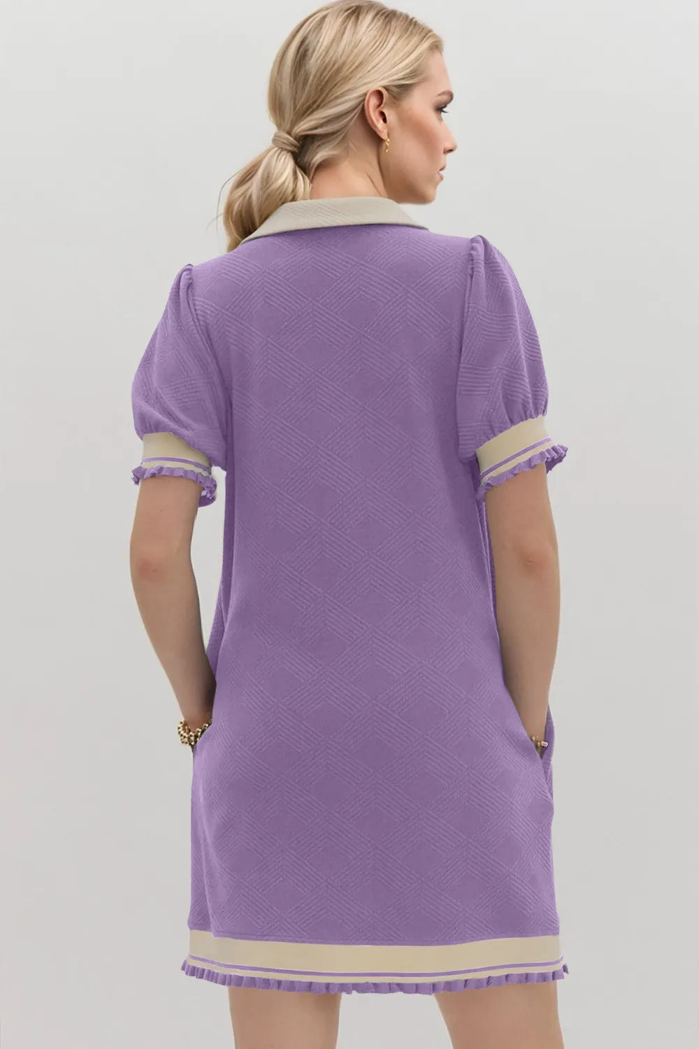 Women's apparel – product view 16