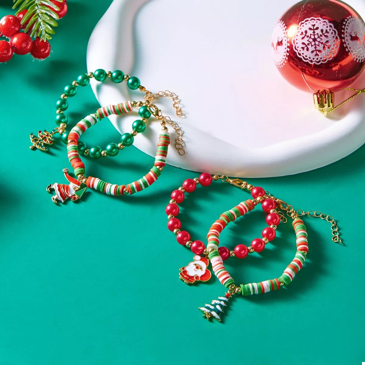 Trendsi Christmas Beaded Charm Bracelet -