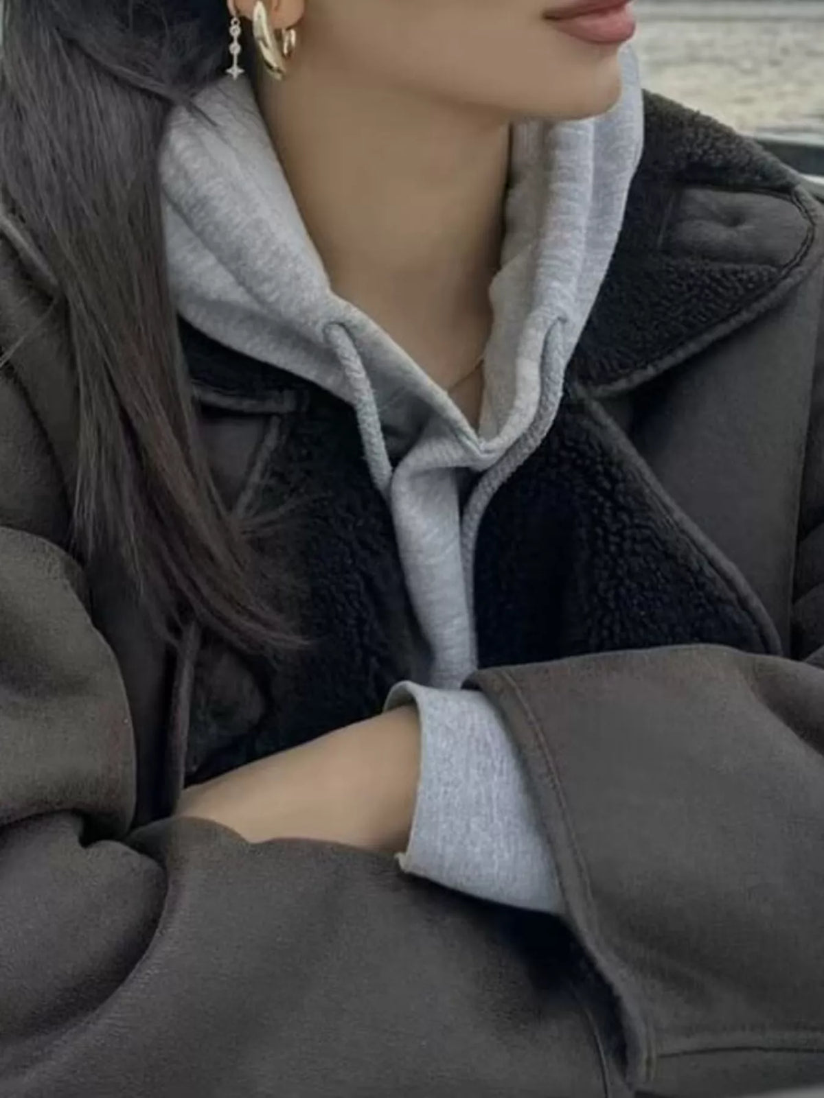 Sherpa-collar jacket, brown collar close up