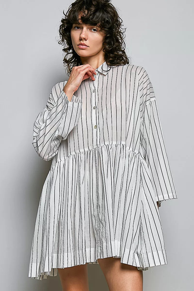 Women's apparel – product view 4