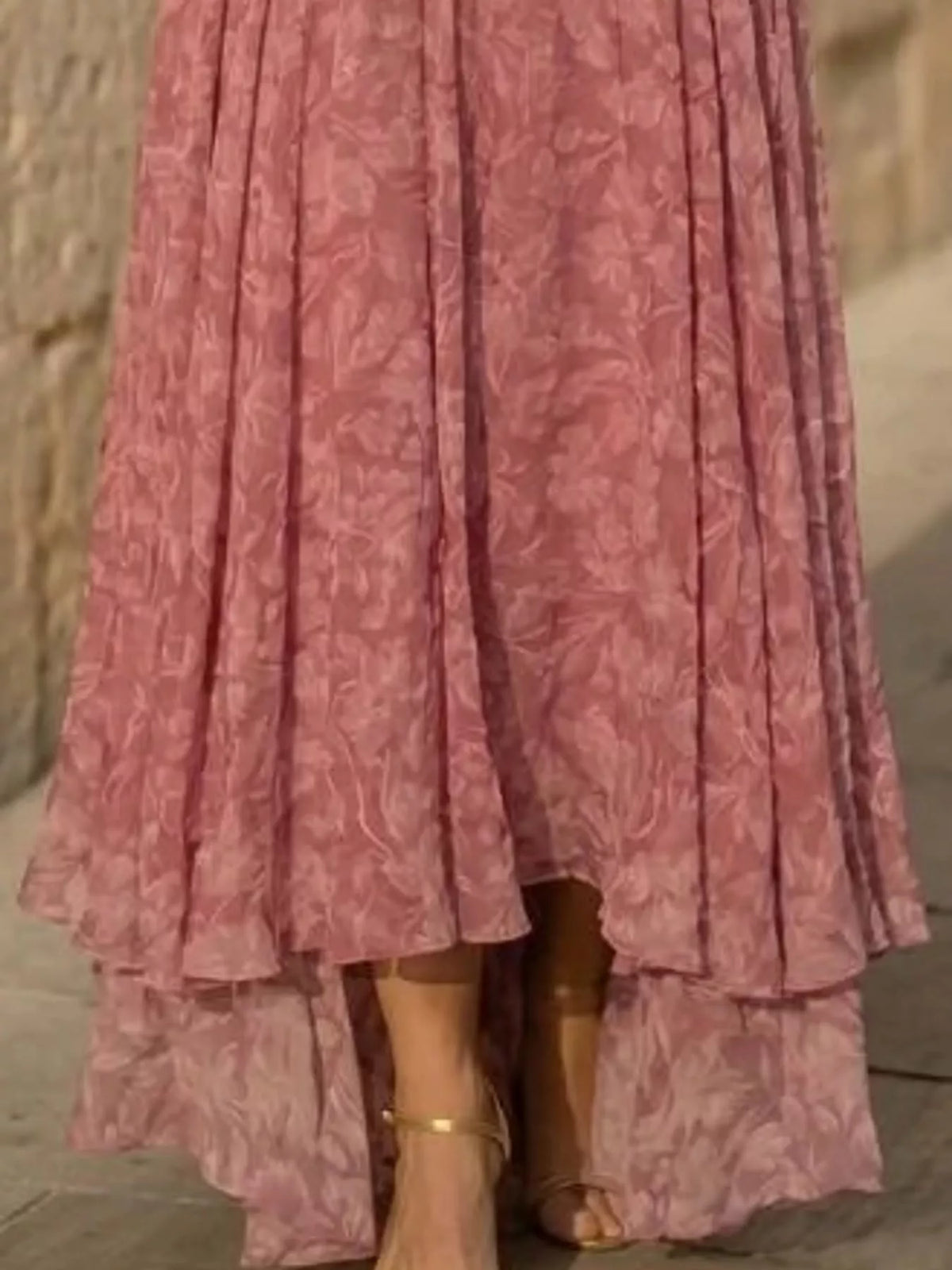 Pink ruched dress, detail view