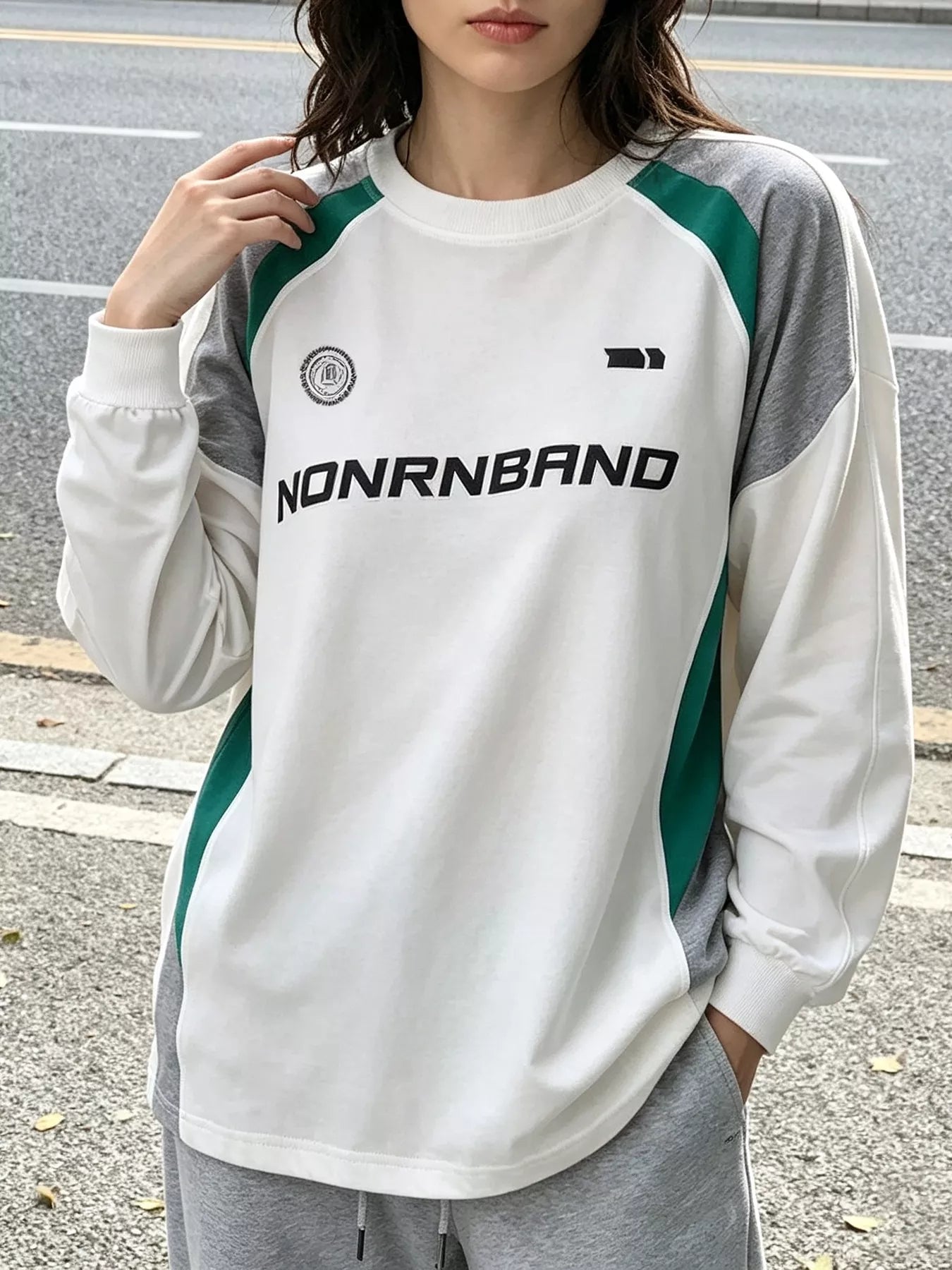 Trendsi Color-Block Raglan Sleeve Sweatshirt -