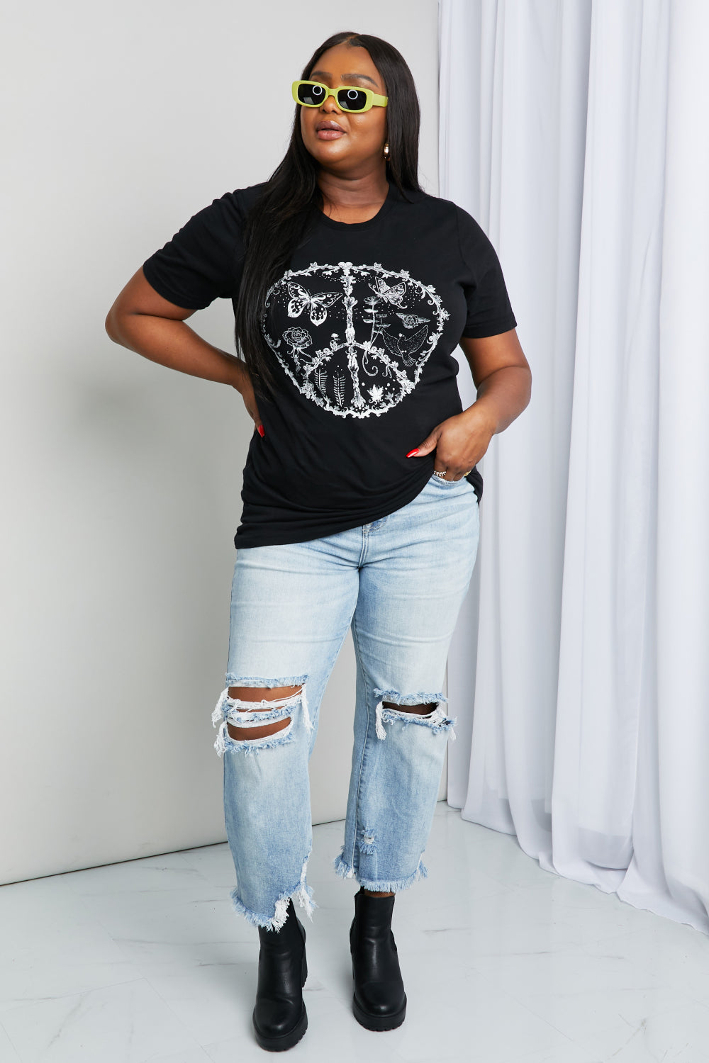 Women's apparel – product view 6