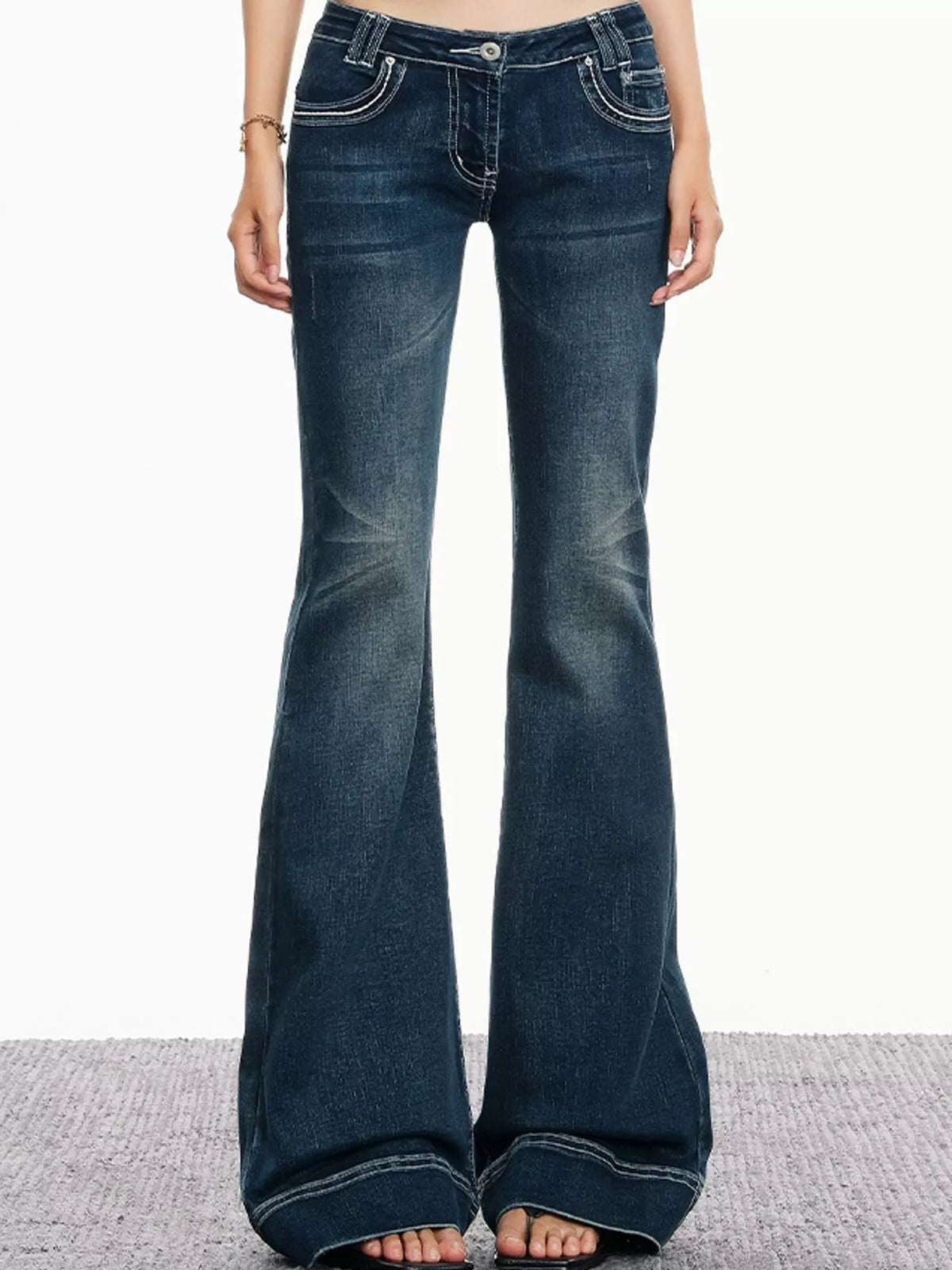 Vintage Blue low-rise contrast-stitch flared jeans
