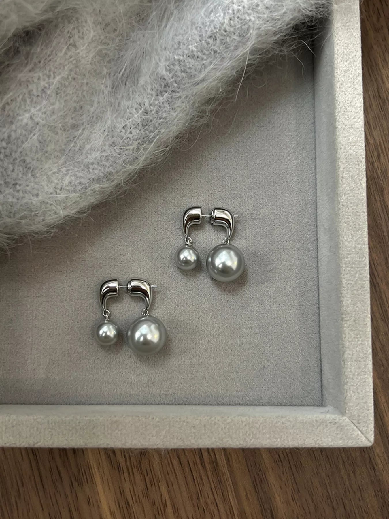 Trendsi Pearl Alloy Drop Earrings -