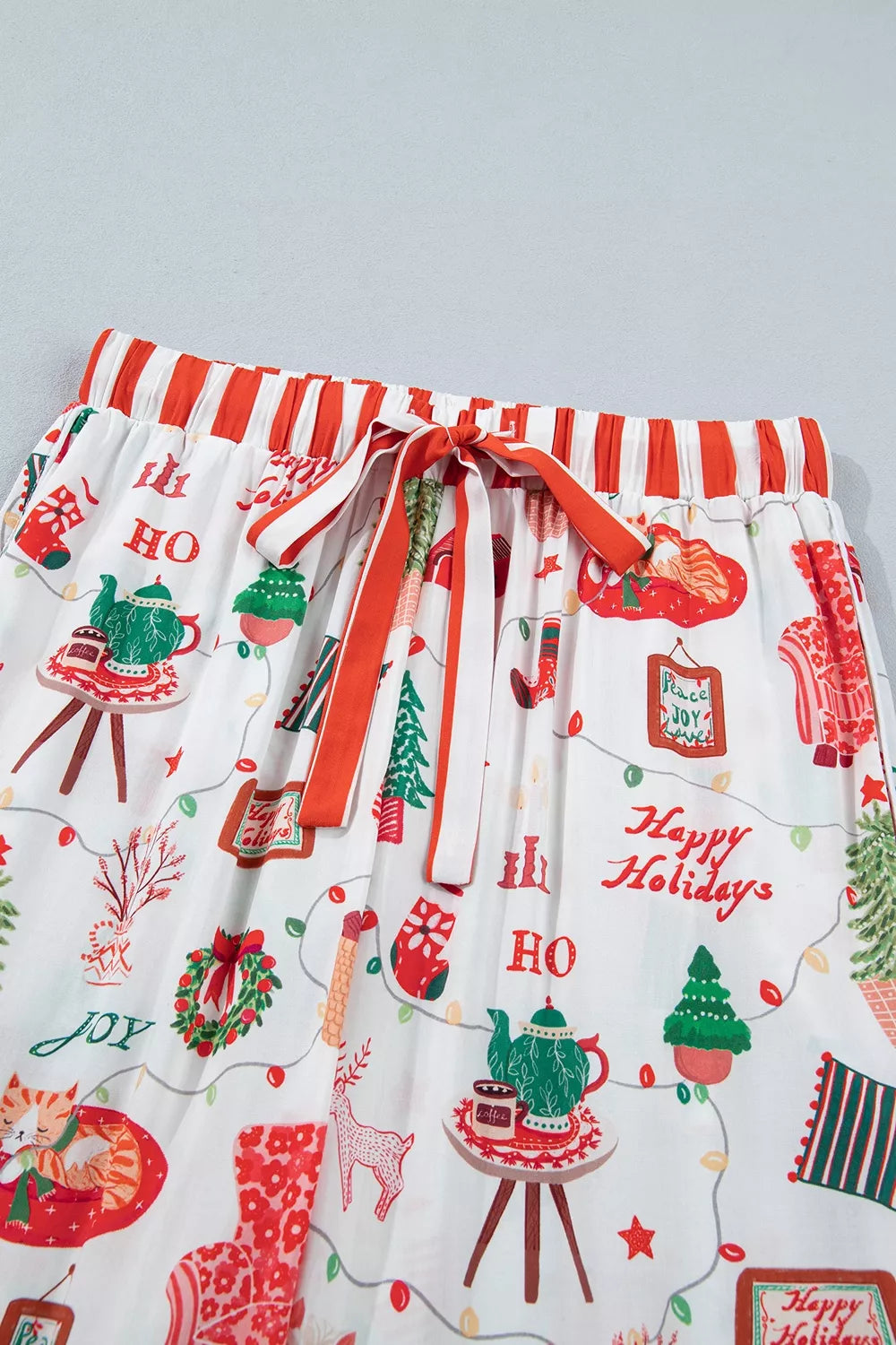 Christmas Print Button-Front Lounge Set, waistband detail