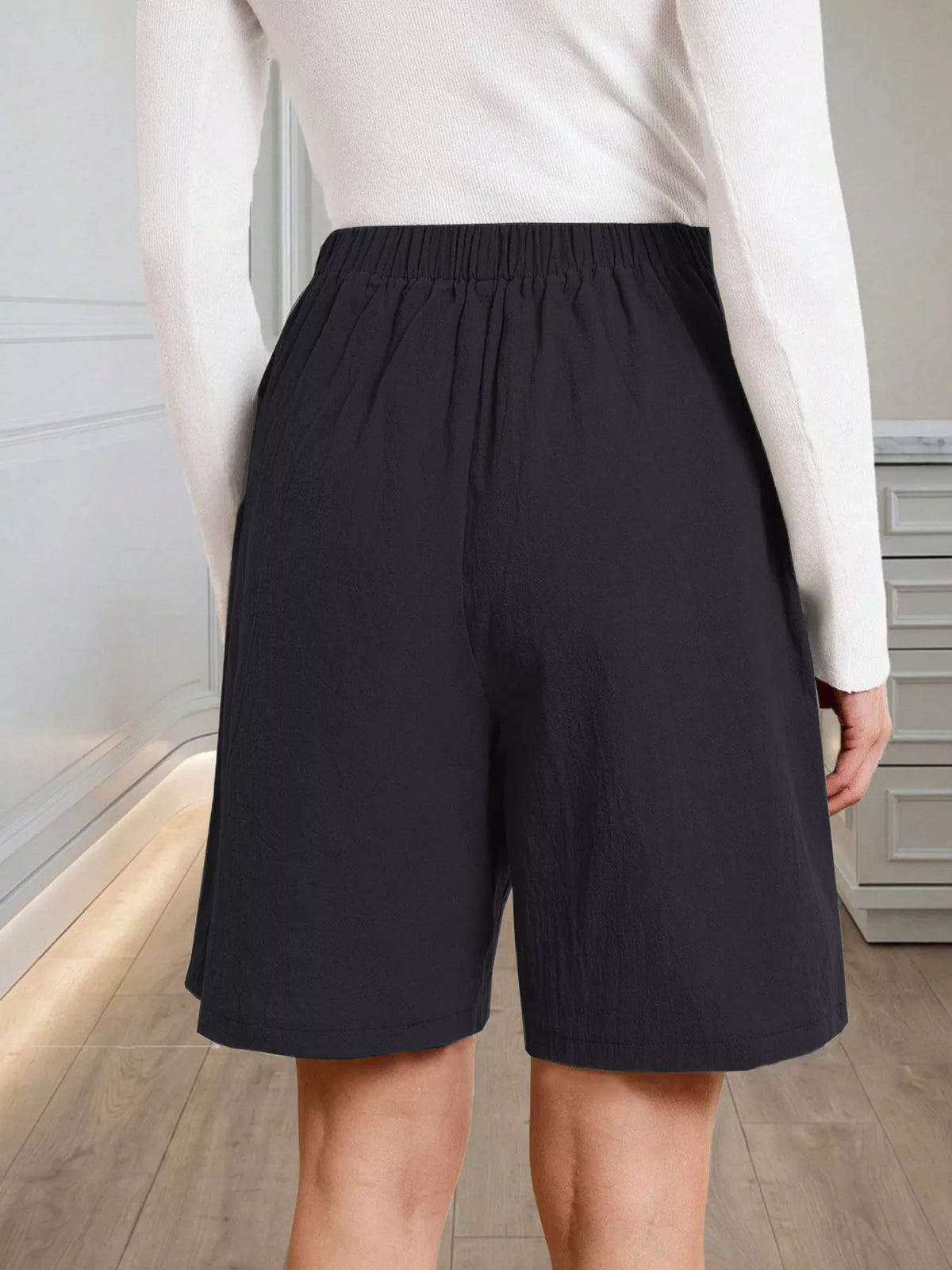 Women's shorts – product view 5