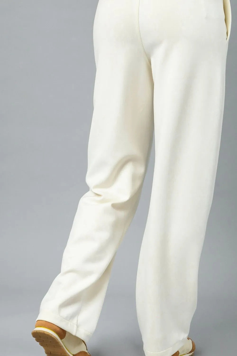 Women's pants – product view 3