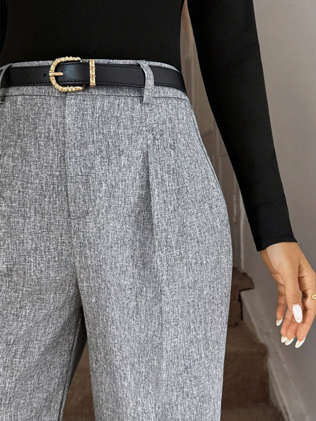 Wide-Leg Pants in gray, waist detail