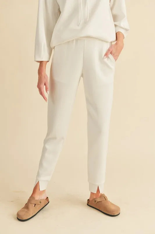 Women's joggers – product view 2