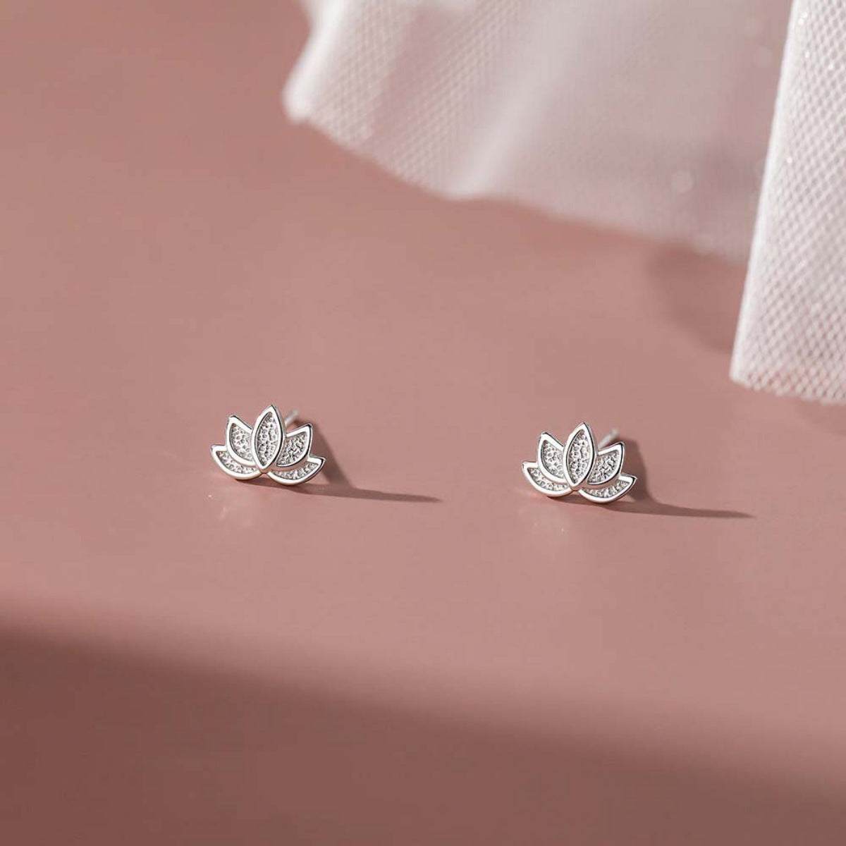Trendsi Lotus Flower Stud Earrings -