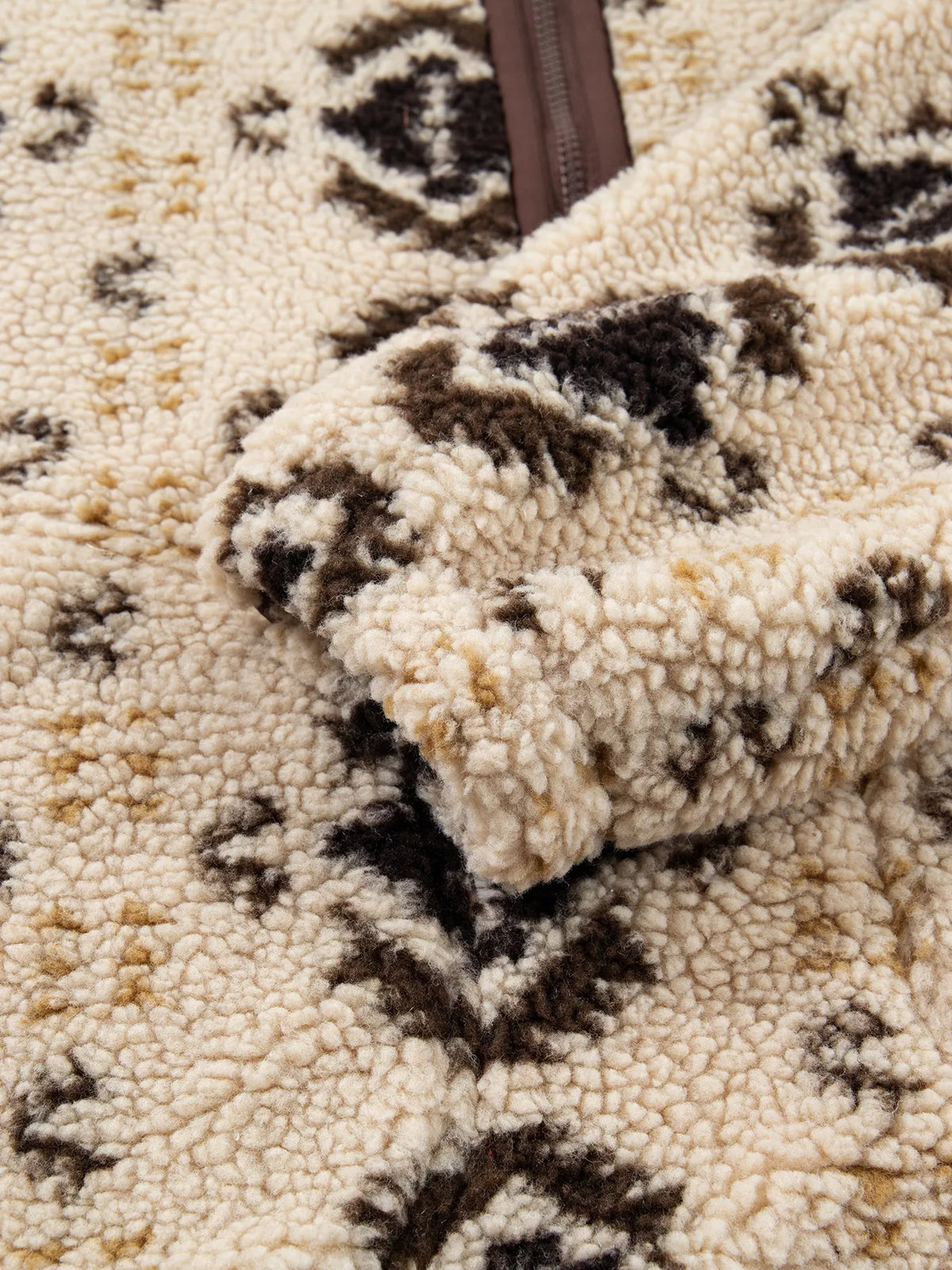 Aztec Print Quarter-Zip Sherpa Sweatshirt in khaki, construction detail