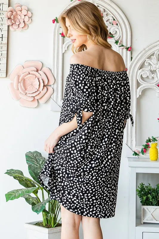 Women's apparel – product view 12