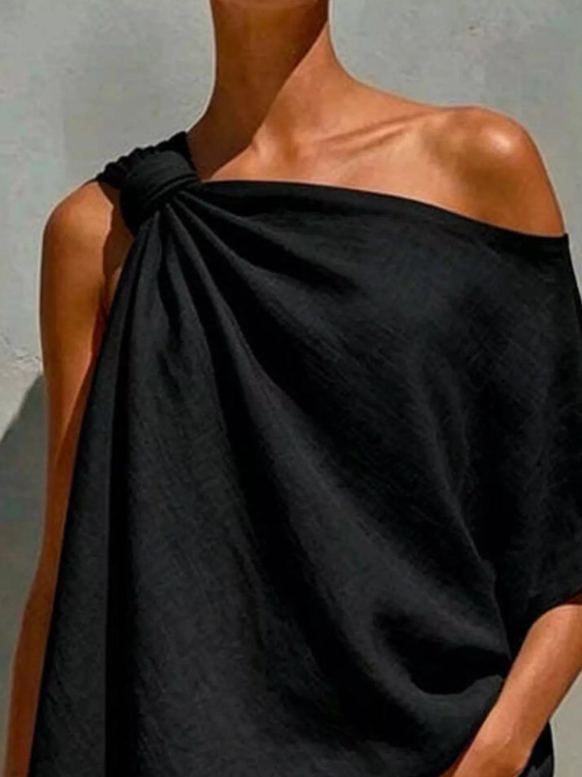 One-Shoulder Knot Detail Blouse in black, neckline detail