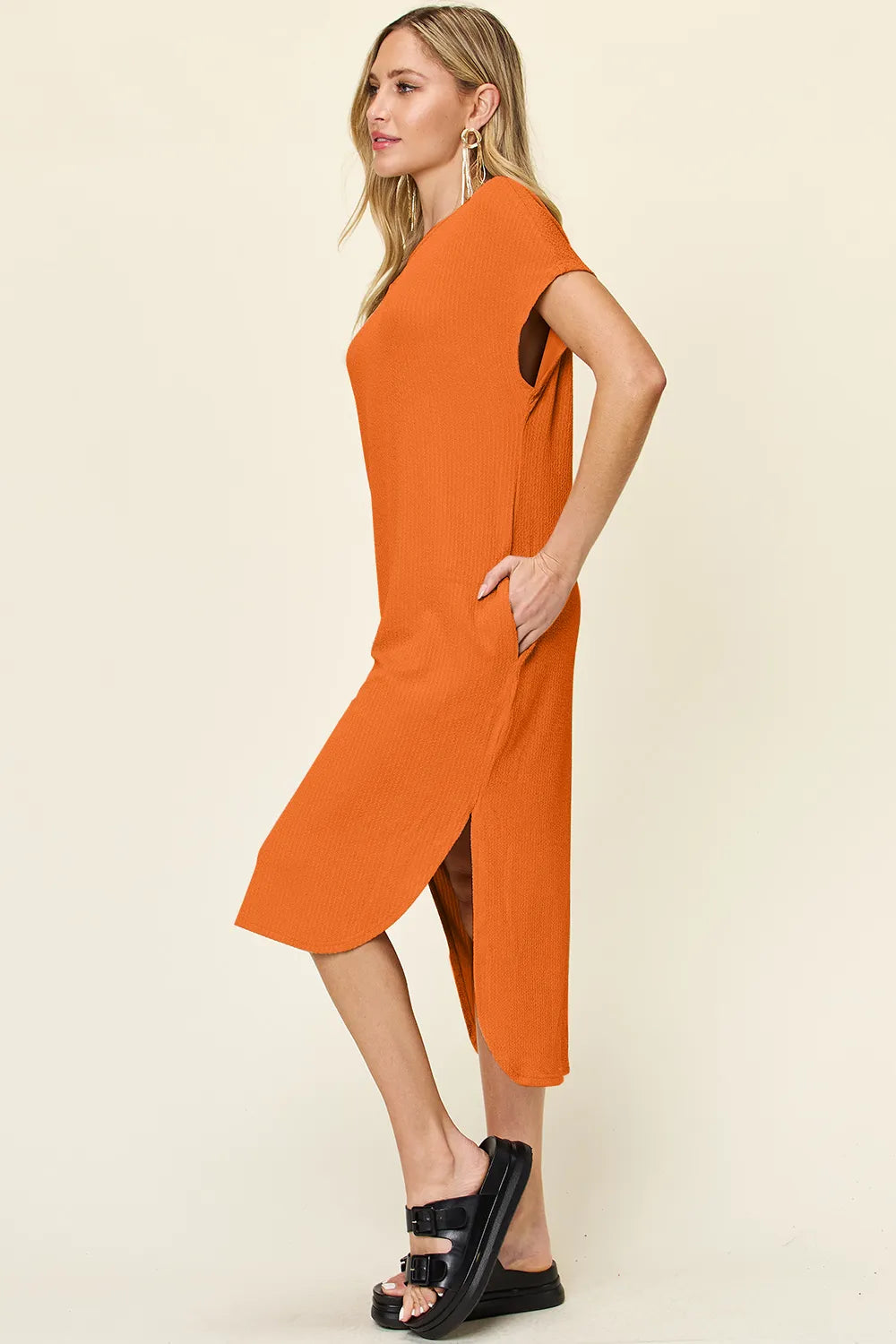 Women's apparel – product view 6