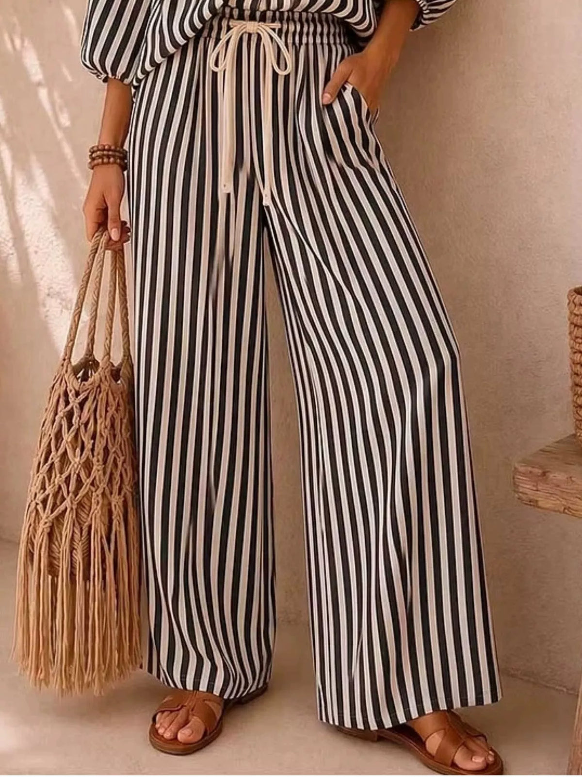 Women's clothing set – product view 6