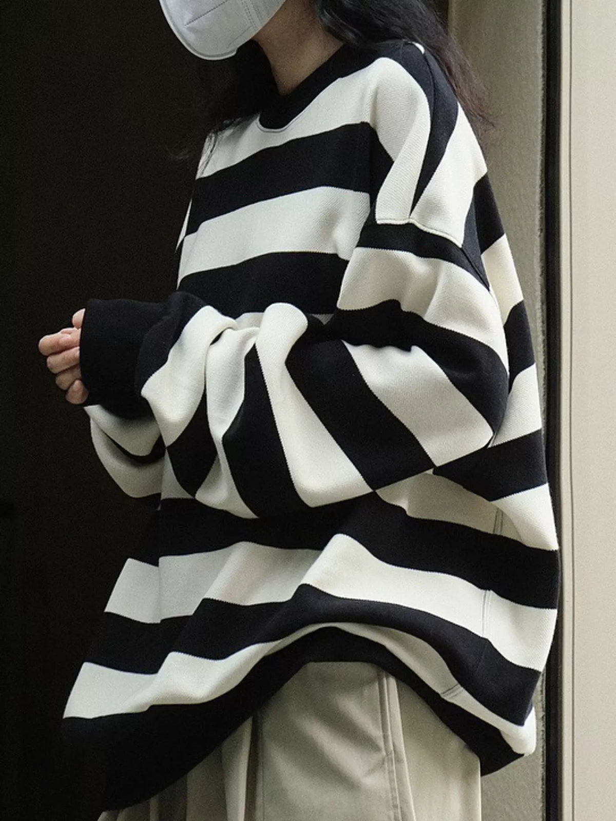 Black oversized striped crewneck sweatshirt