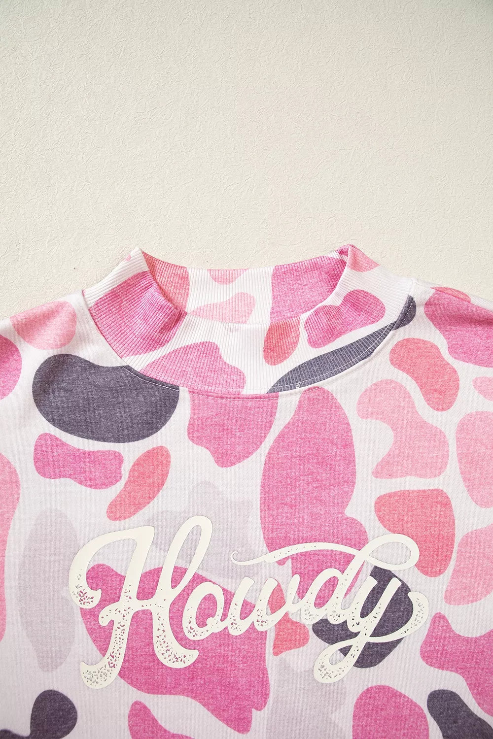 Pink camouflage Howdy sweatshirt, Howdy graphic detail