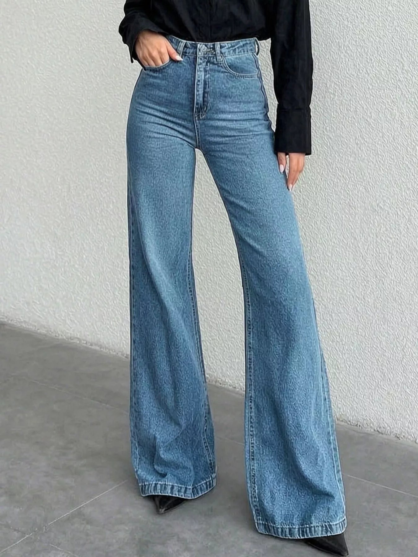 Women's jeans – product view 1