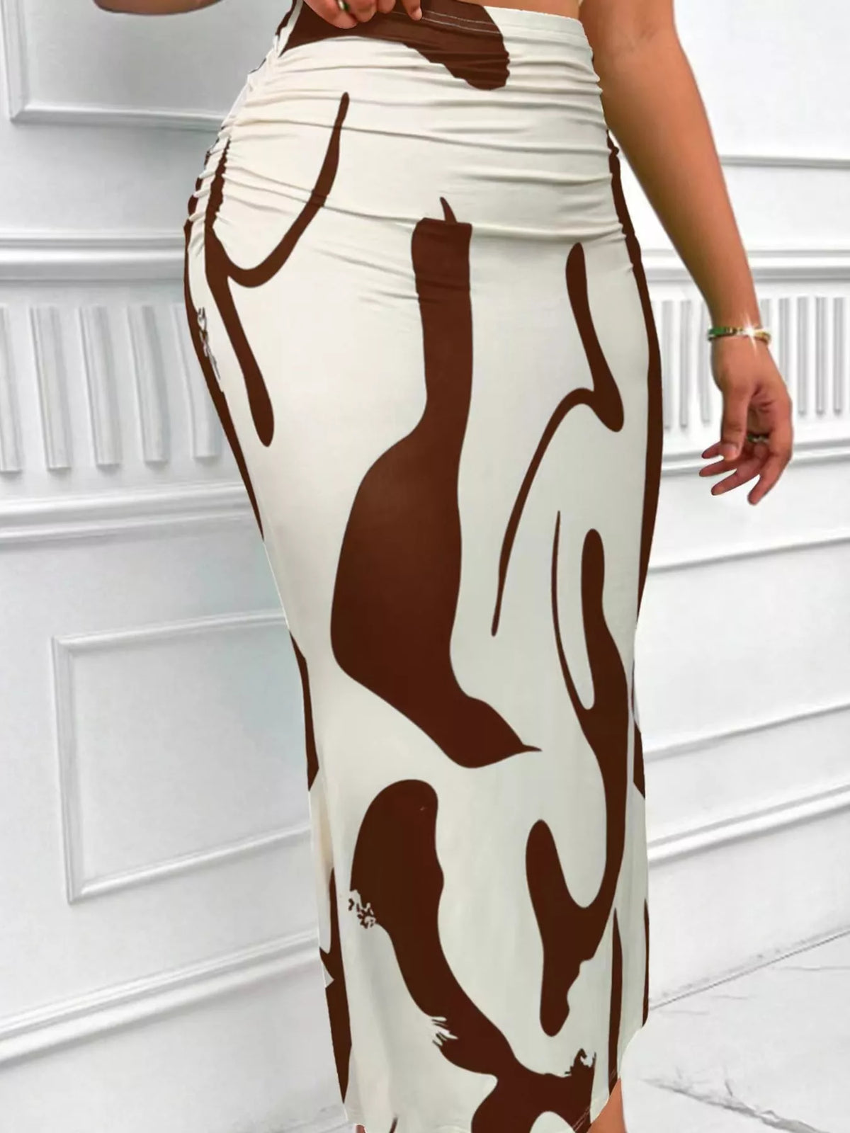 Coffee high-waisted ruched printed maxi skirt