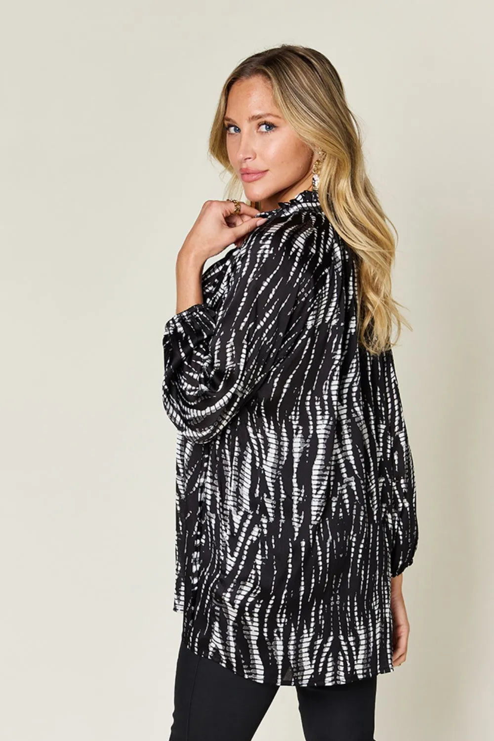 Women's apparel – product view 18