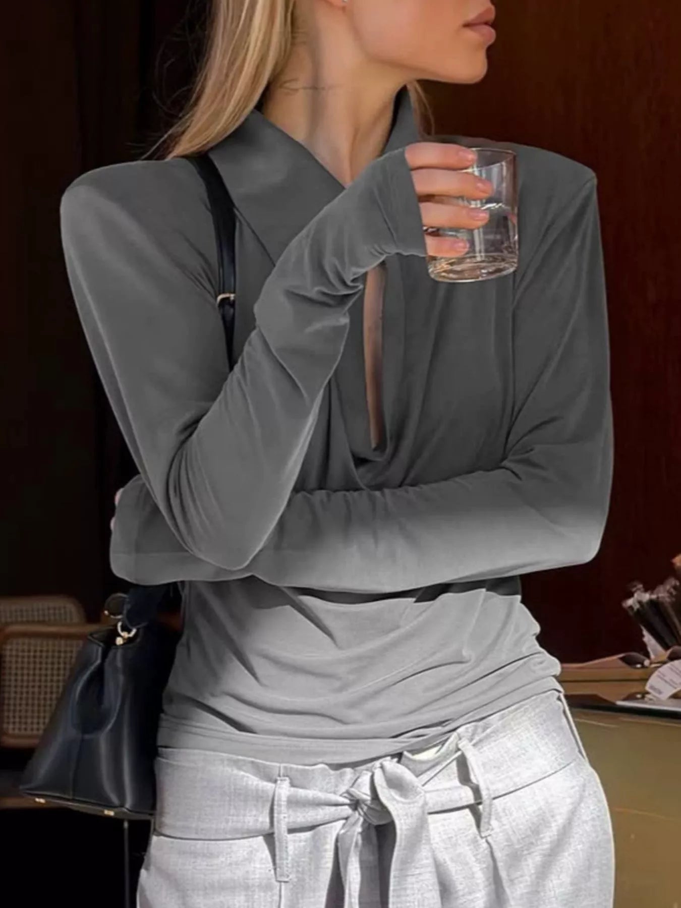 Trendsi Long-Sleeve Slim-Fit T-Shirt with Cutout Detail -