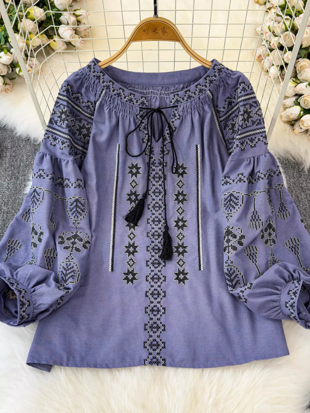 Women's blouse – product view 3