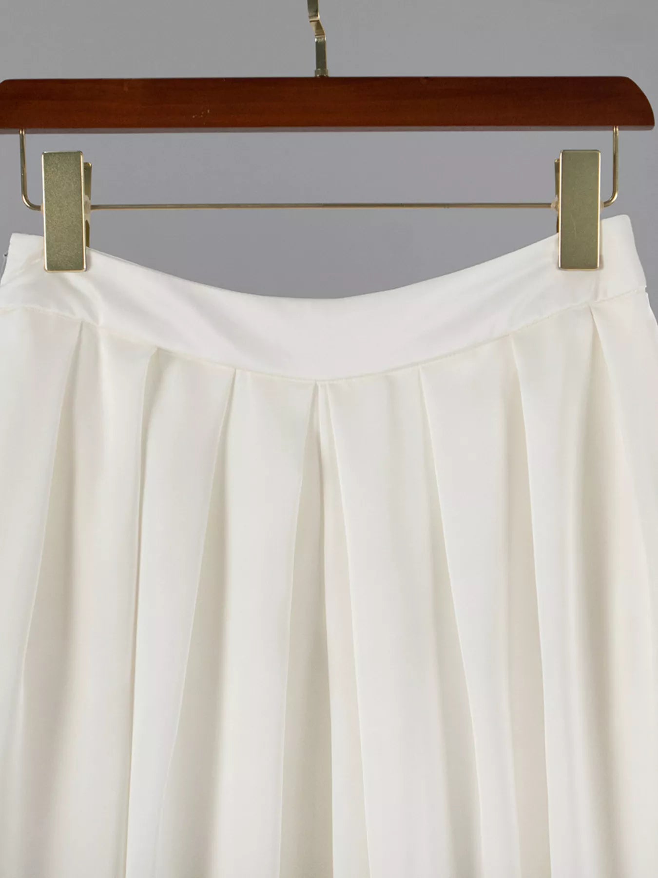 Trendsi High-Waisted Satin Balloon Pants -