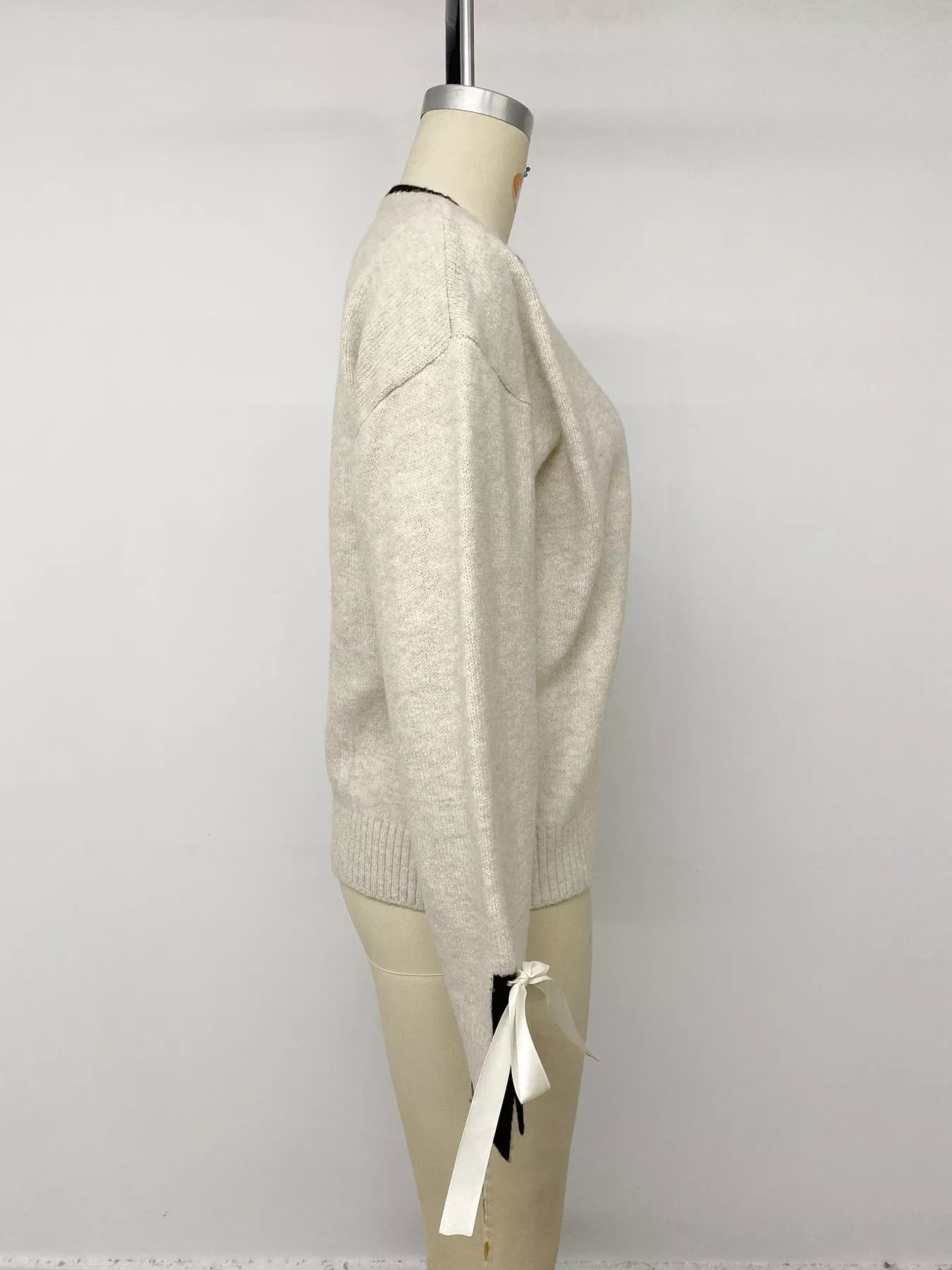 Trendsi Contrast Trim Ribbed Cuff Tie-Sleeve Sweater -