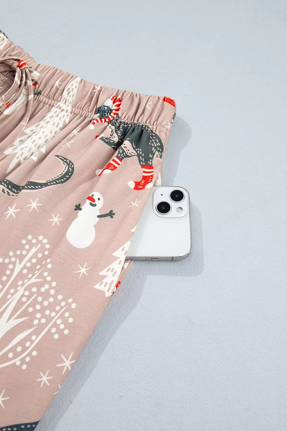 Christmas Dinosaur Print Lounge Top and Pants Set, pants pocket detail