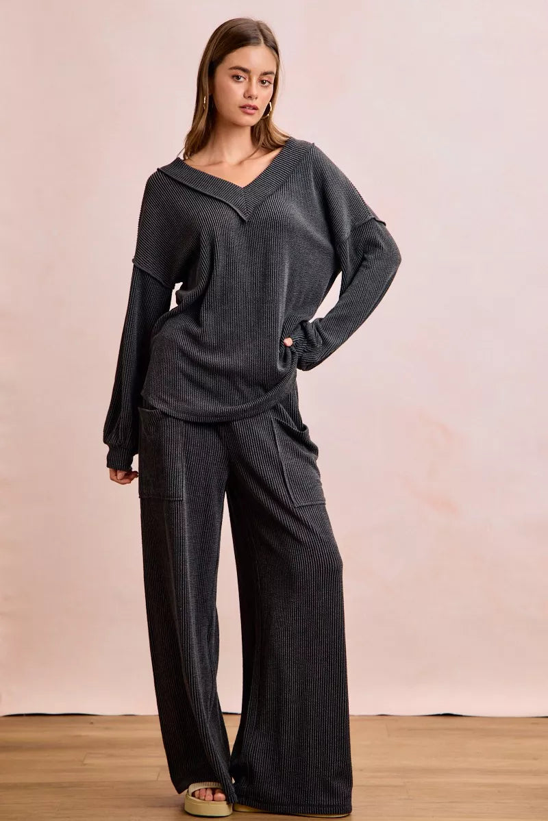 Women's clothing set – product view 2
