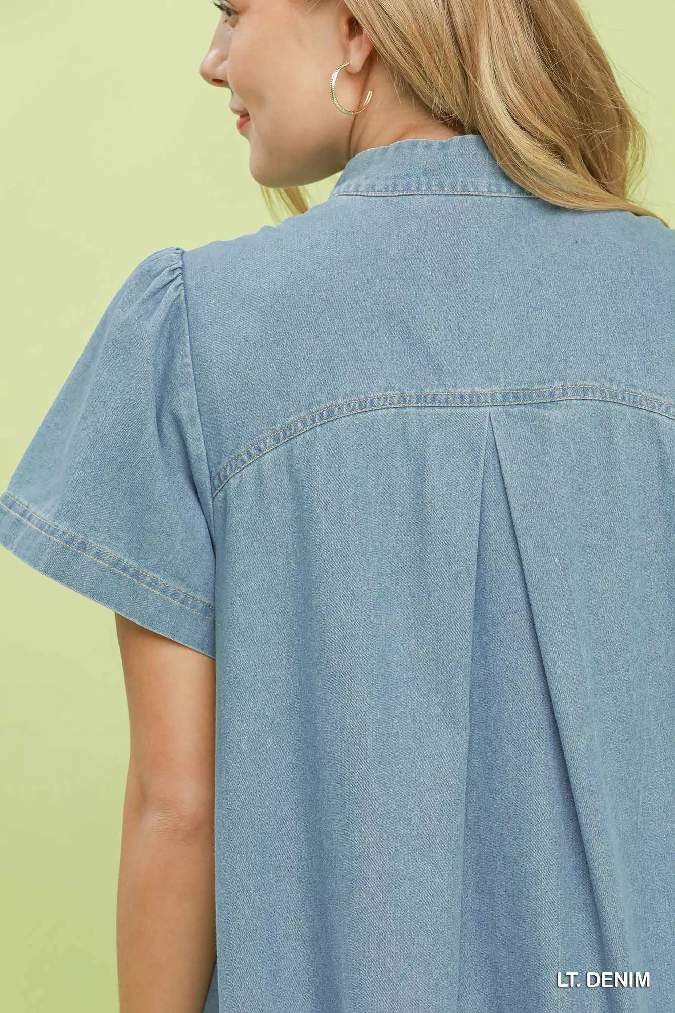 Women's apparel – product view 5