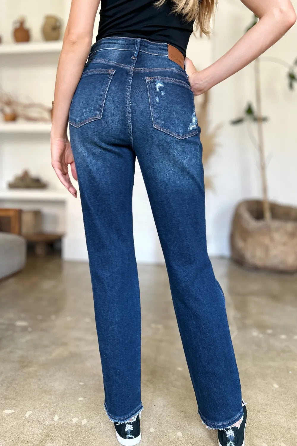 Women's jeans – product view 9