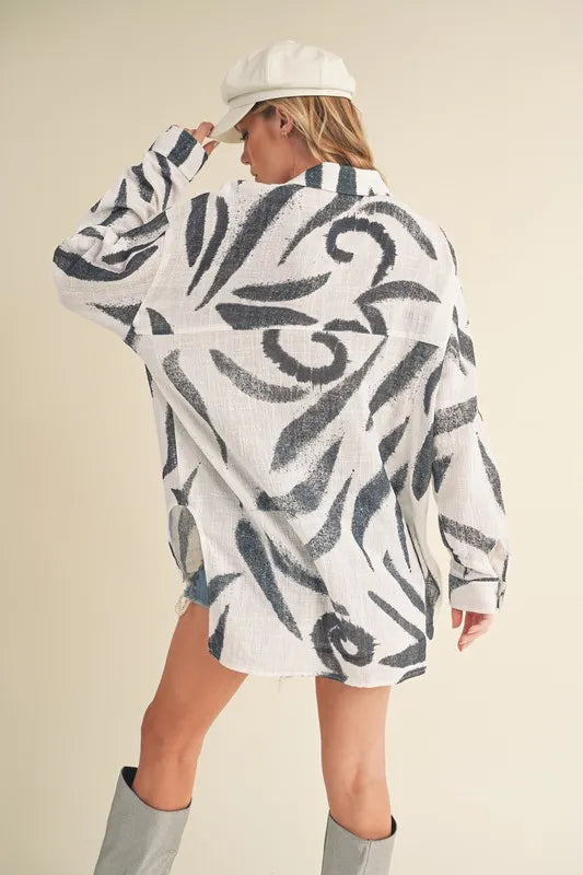 Women's apparel – product view 4