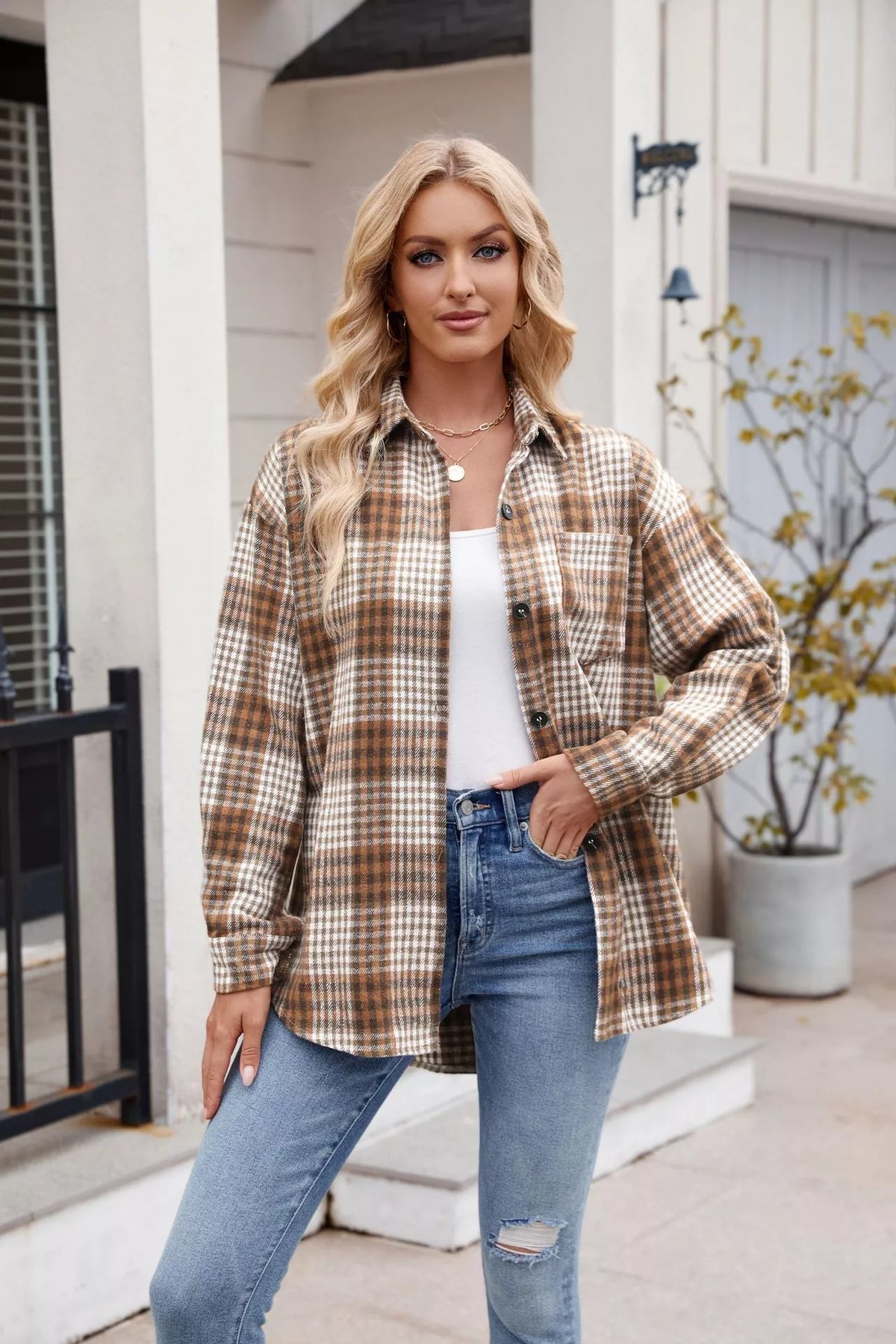 Women's apparel – product view 19
