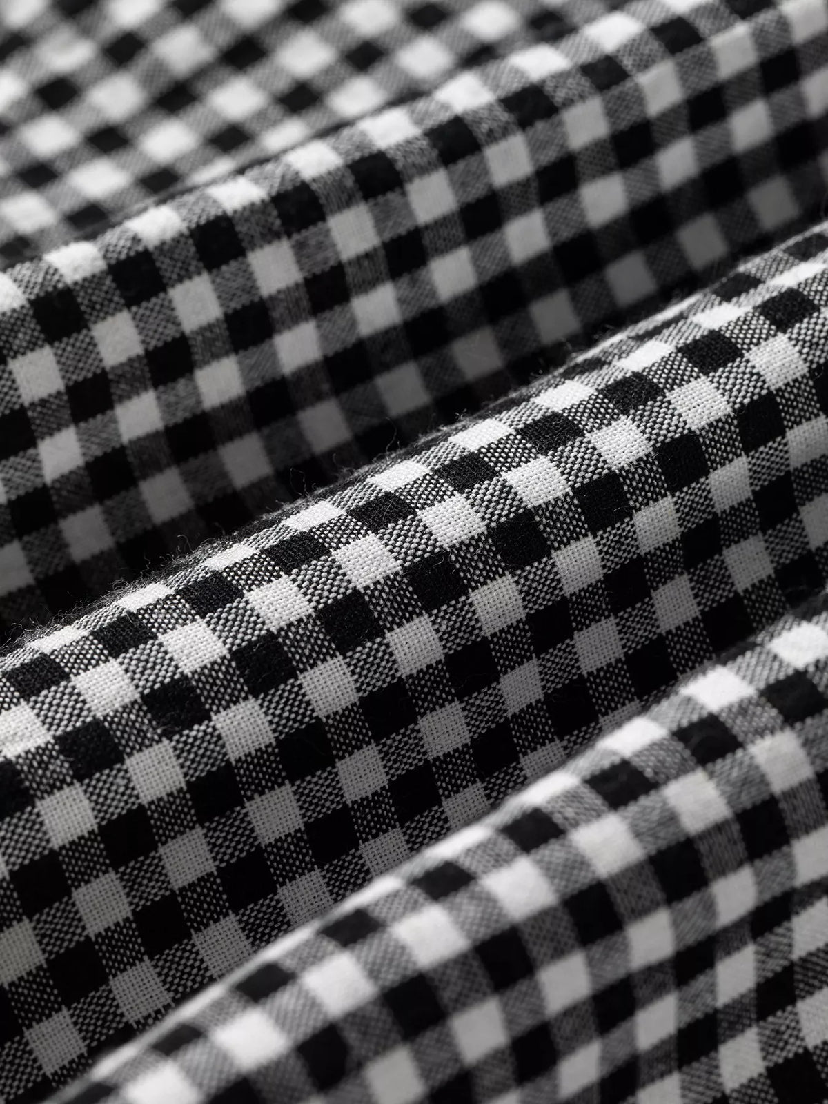 Gingham blouse, gingham fabric folds
