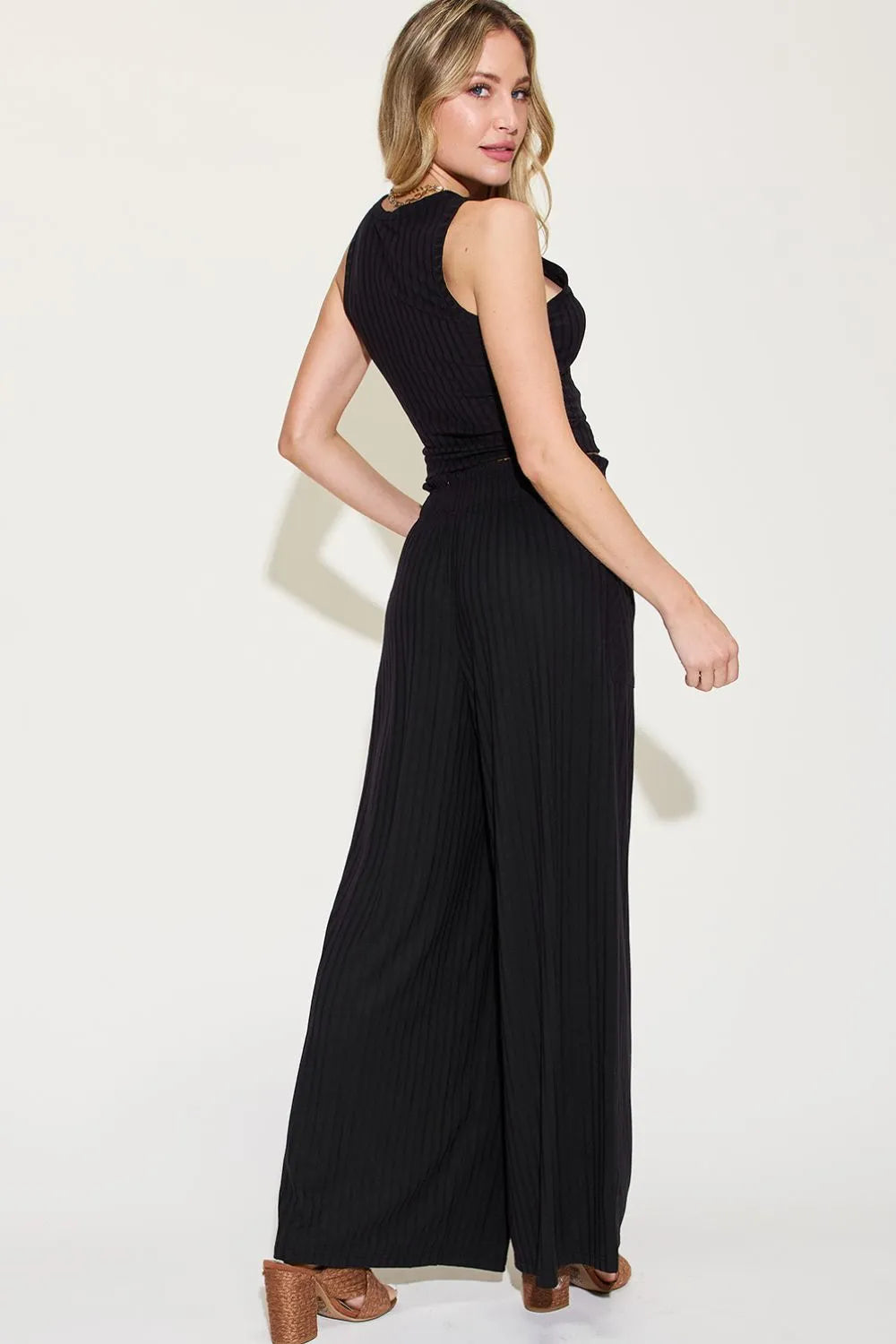 Women's clothing set – product view 11