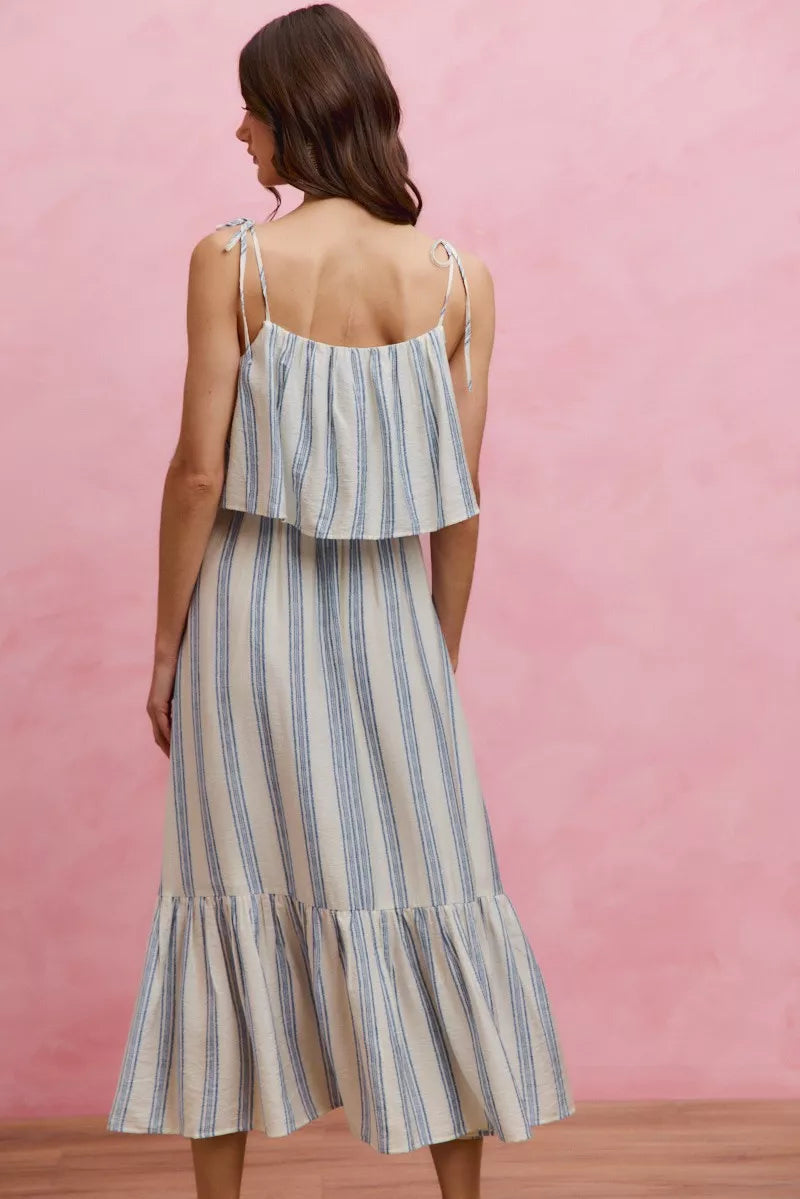 Women's apparel – product view 3