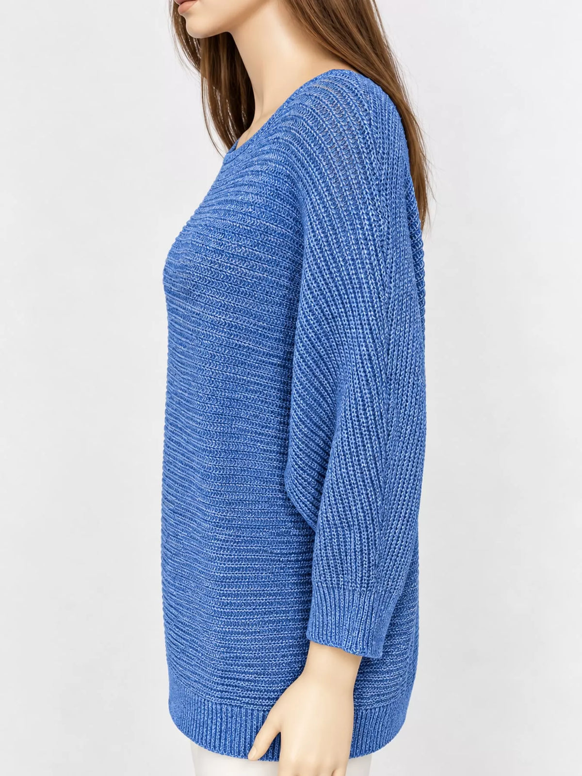 Three-quarter sleeve sweater