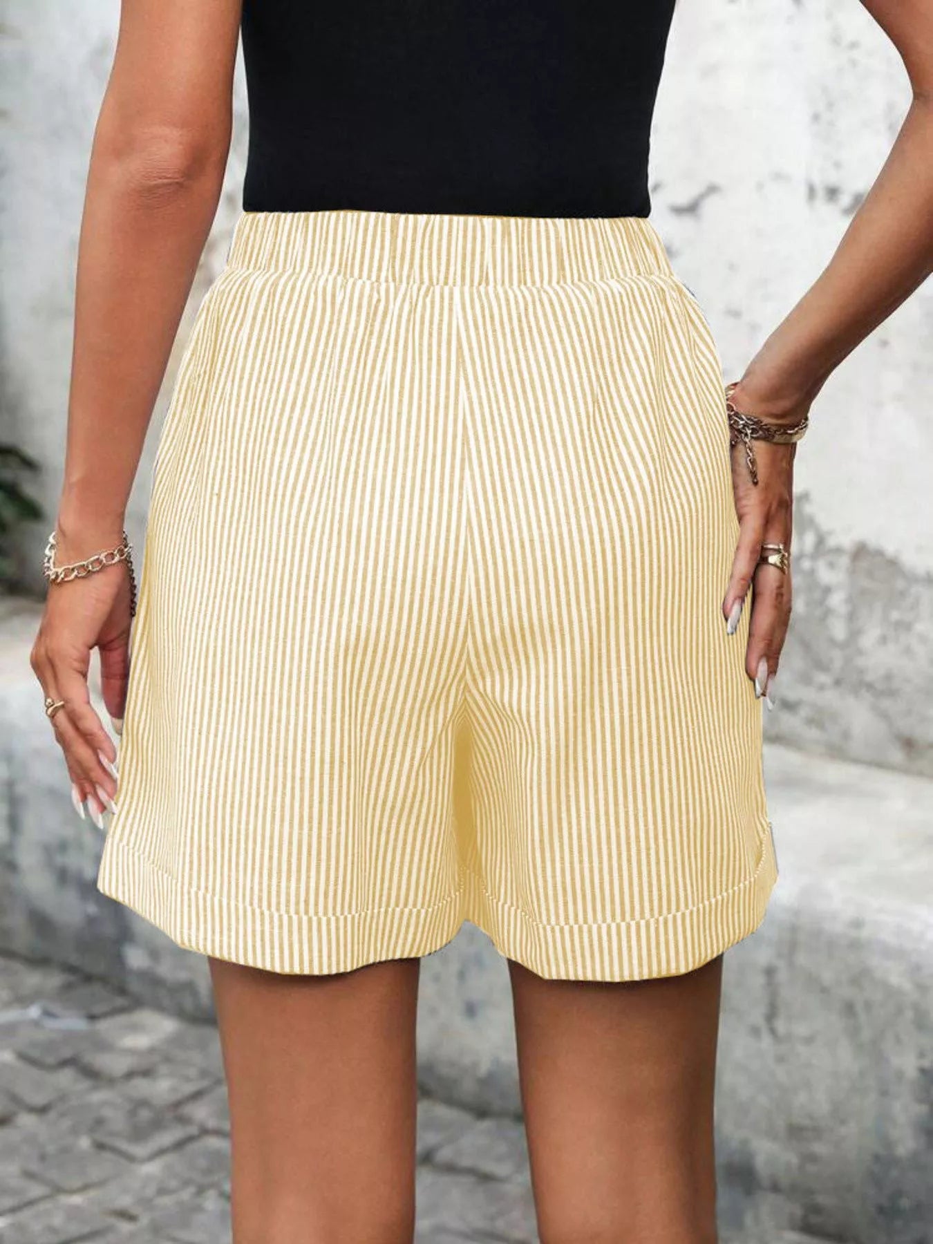 Women's shorts – product view 6